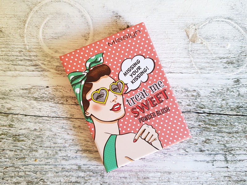 Beauty shopping blush Miss Lyn 